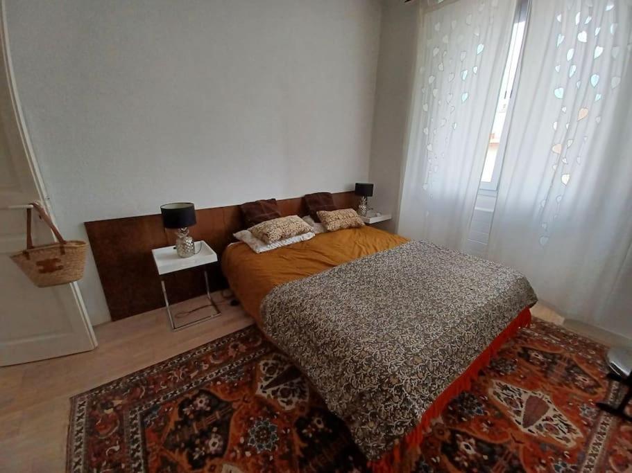 Appartement Tres Bien Situe- Spacieux - Calme - Parking ビアリッツ エクステリア 写真